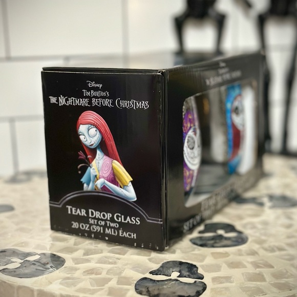 Nightmare Before Christmas•Wine Glasses (set of 2) - Picture 6 of 6